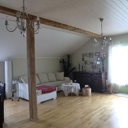Kuressaare Romantic Apartment Exteriör bild