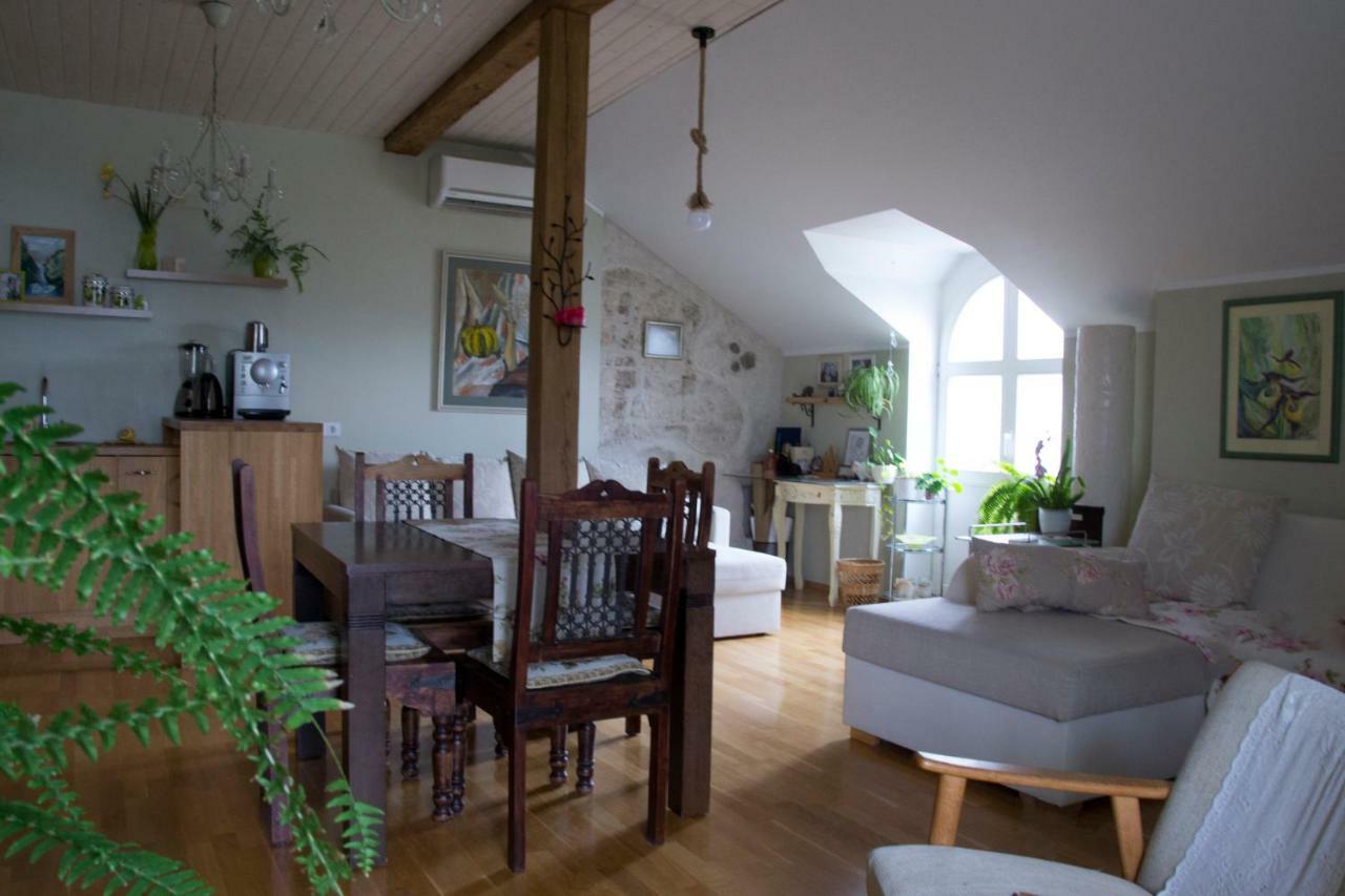 Kuressaare Romantic Apartment Exteriör bild