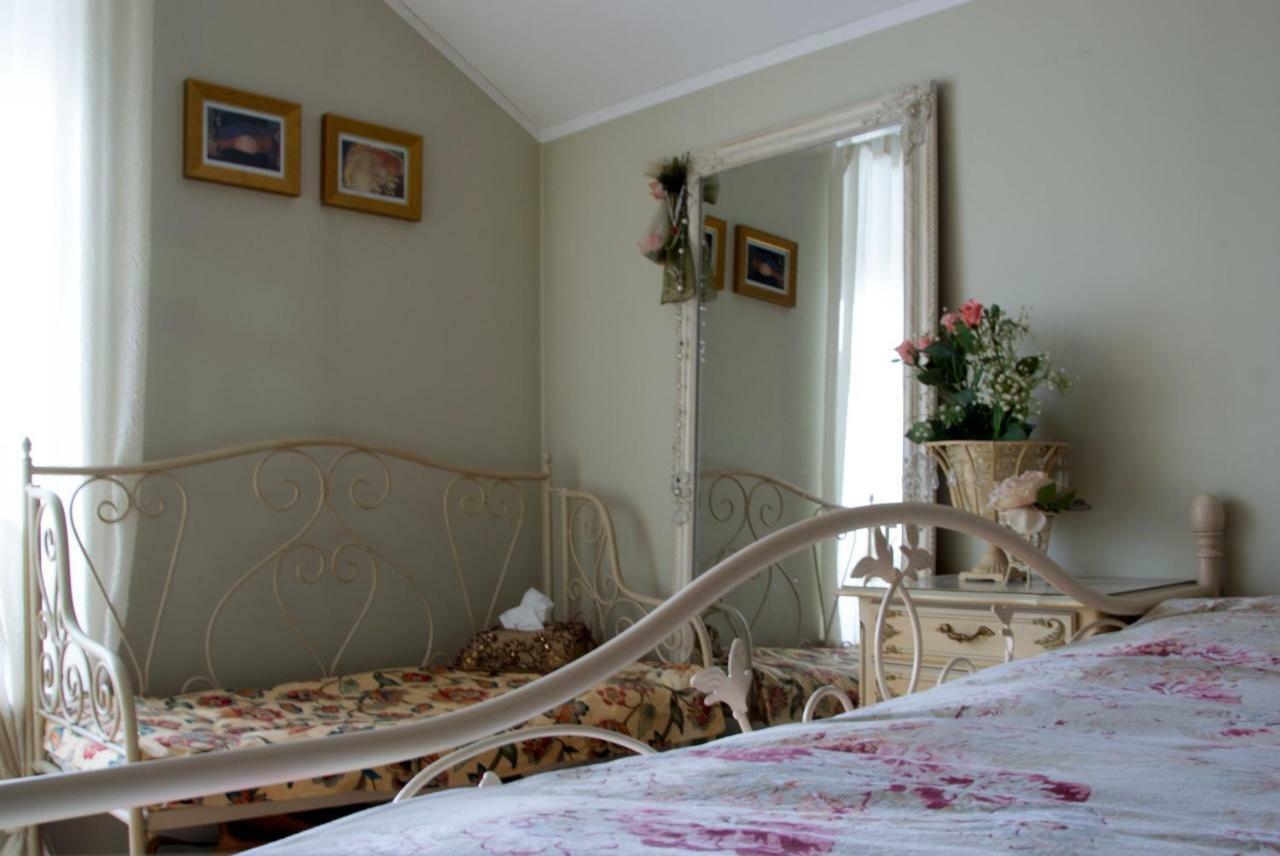 Kuressaare Romantic Apartment Exteriör bild